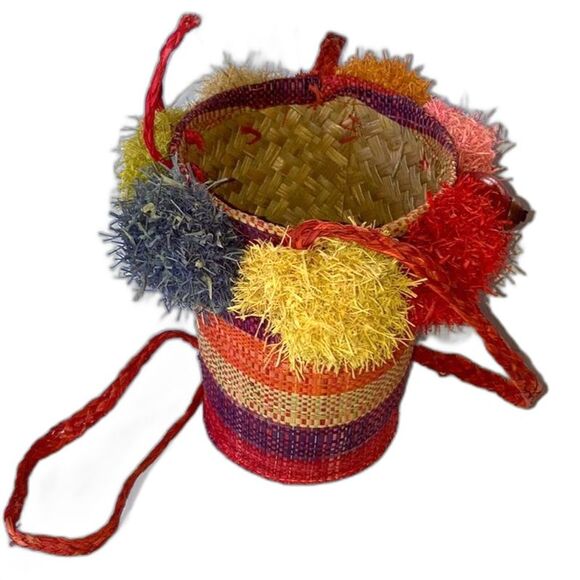 Small Bucket Crossbody Shoulder Woven Mini Bag Button Closure 5 x 6 x 4 inches - Picture 1 of 10